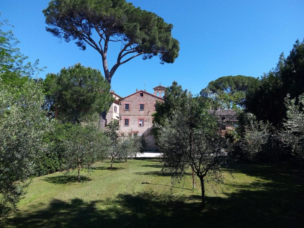 Ferienwohnung Locanda Della Cavalleria Trecastelli Exterior foto